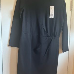 French Connection Saphira Beau Lula Wrap Dress. Never worn.🌸